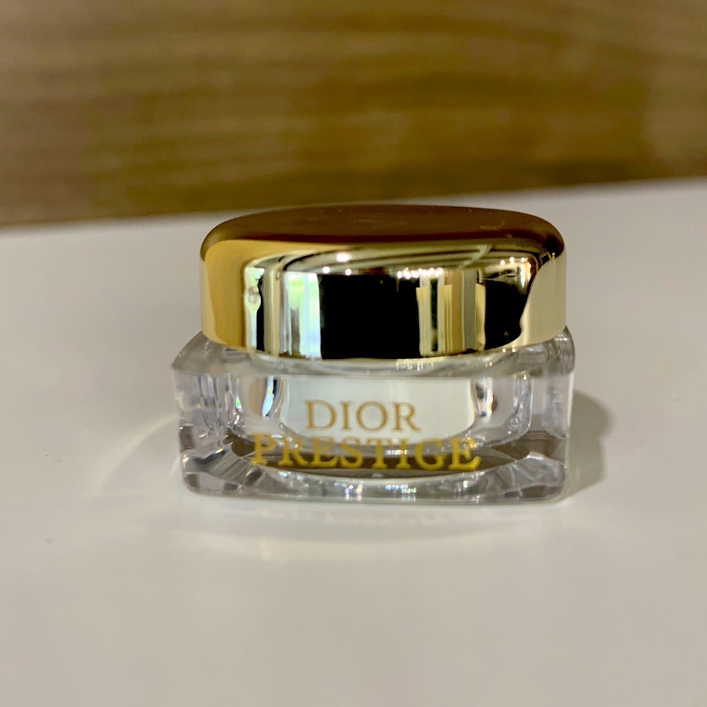 DIOR PRESTIGE EXCEPTIONAL REGENERATING EYE CARE